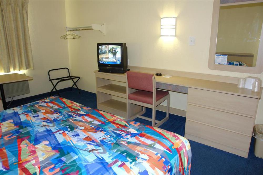 Motel 6-King Of Prussia, Pa - Philadelphia Room photo